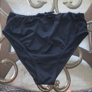 Burberry maternity bathing suit bottom medium